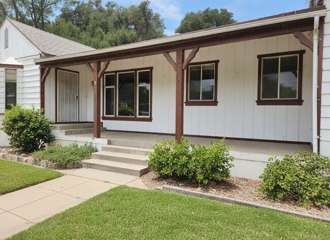 Building Photo - 12965 Little Tujunga Canyon Rd