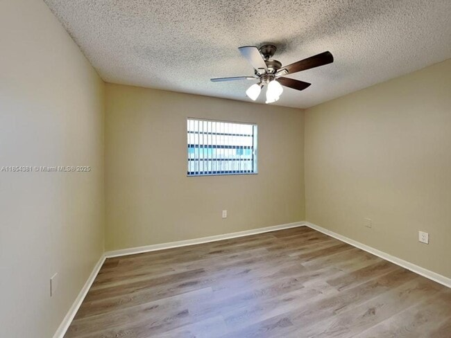 Building Photo - 1389 SW 151st Ave