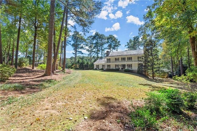 Building Photo - 5530 Aven Rd