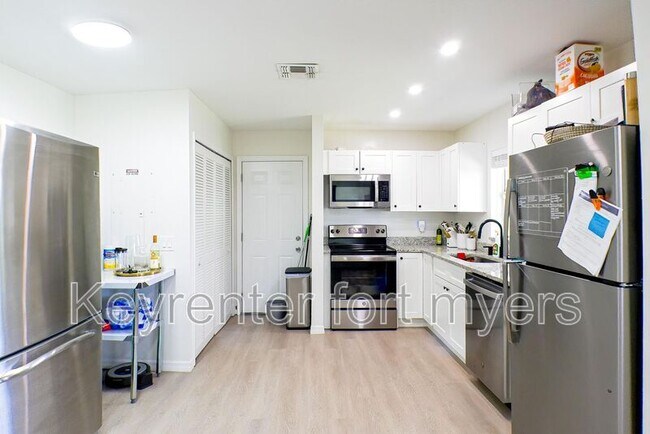 Foto del edificio - 4896 24th St SW