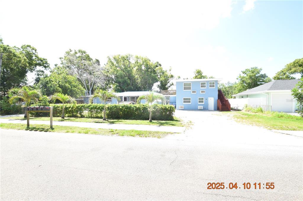 Foto principal - 419 Stremma Rd