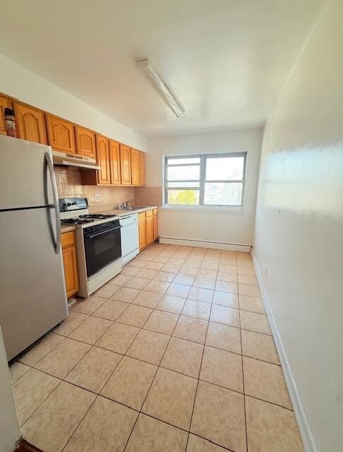 Foto principal - 3600 Charles Ct