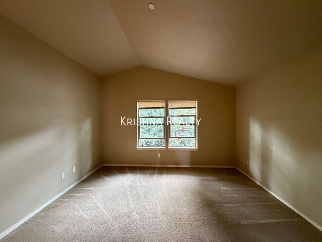 Foto del edificio - 15561 SW Stone Ridge Cir