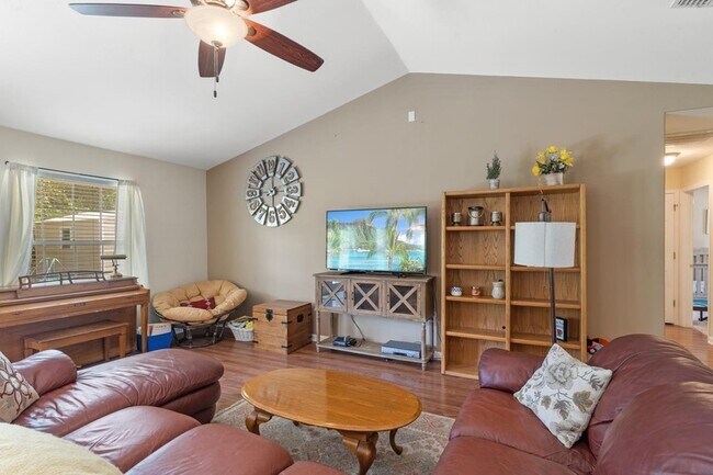 Foto del edificio - 39 Chestnut Ln