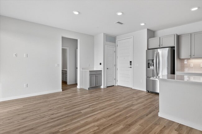 Building Photo - Brand New 2BR/2BA Luxury Townhouse at Grand Vue – Modern Living in Interlocken