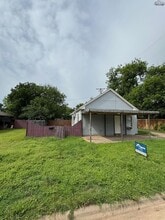 Building Photo - 2705 Ave D