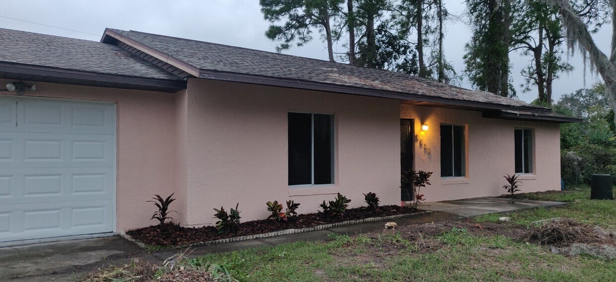 3322 Vista Palm Dr, Edgewater, FL 32141 House Rental in Edgewater, FL