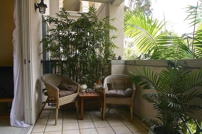 Foto del edificio - Total Quality Living! This private and qua...
