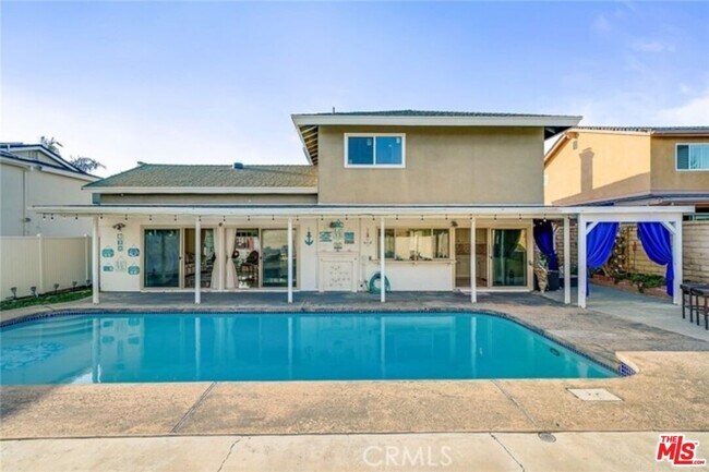 Foto del edificio - 15616 Rosehaven Ln