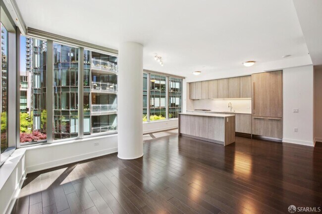 Foto del edificio - 333 Beale St