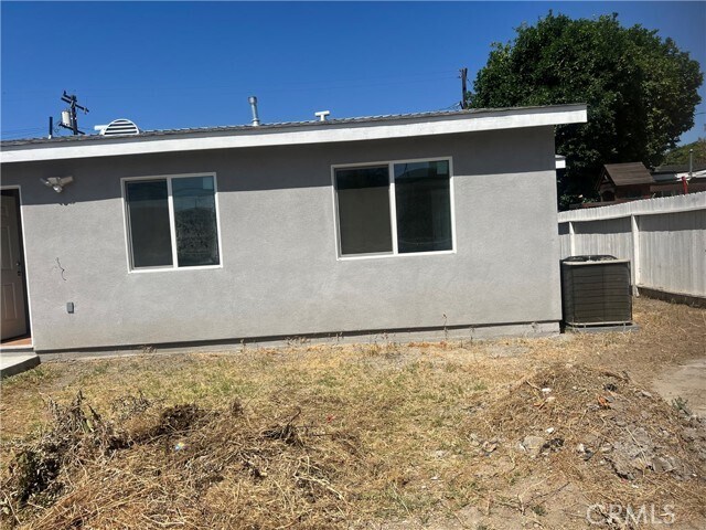 Foto principal - 124 W Stueckle Ave