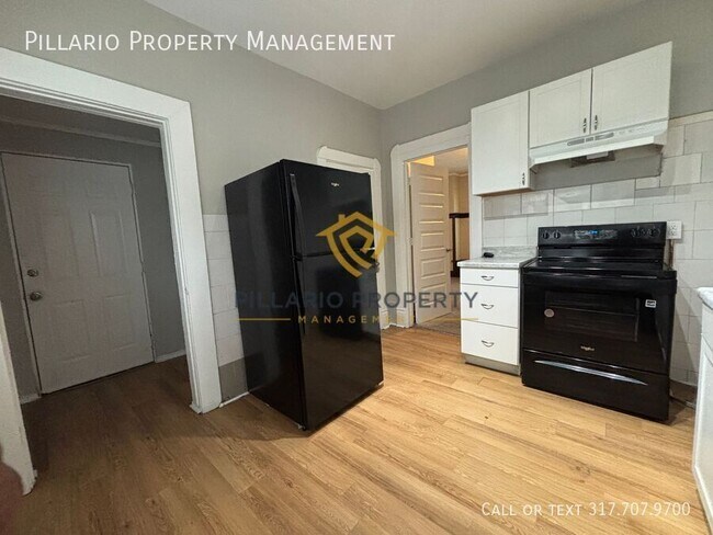 Foto del edificio - 3625 N Kenwood Ave