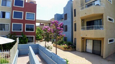 Building Photo - 550 Orange Ave