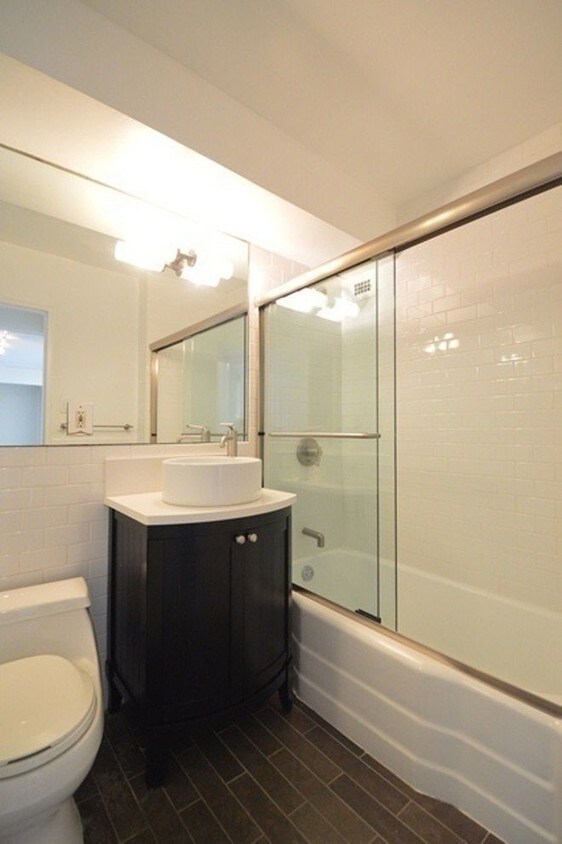 Bath - 175 W 12th St