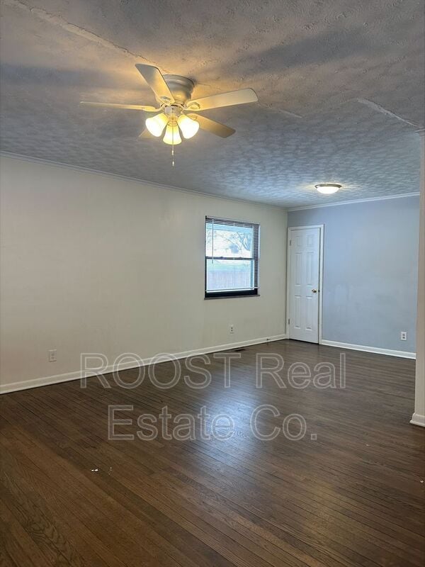 Building Photo - 1065 Parma Ave