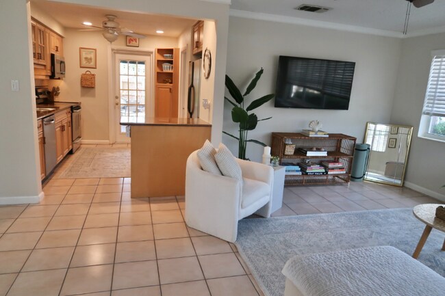 Foto del edificio - 4571 Beacon Dr