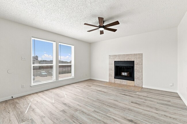 Building Photo - 3BR/2.0BA Home - White Settlement