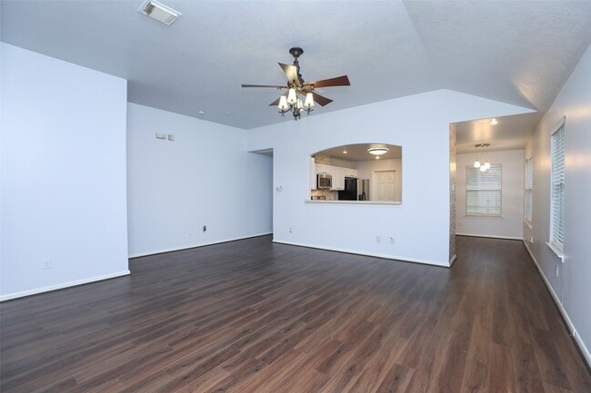 Building Photo - 19626 Billineys Park Dr