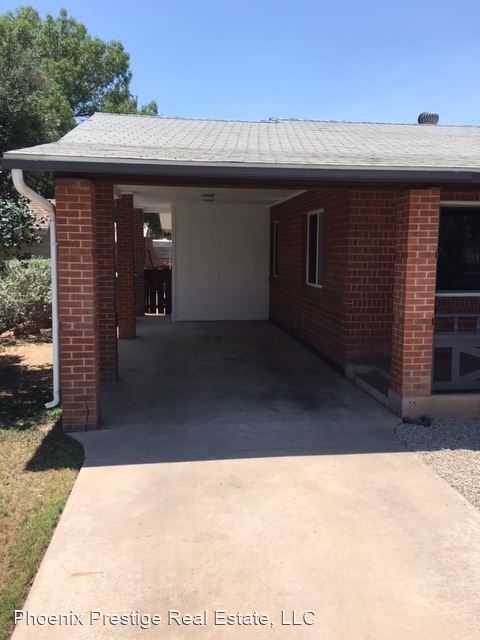 Building Photo - 2 br, 2 bath House - 1231 E Indianola Avenue
