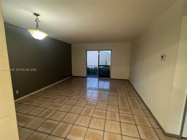 Foto del edificio - 9203 NW 38th Dr