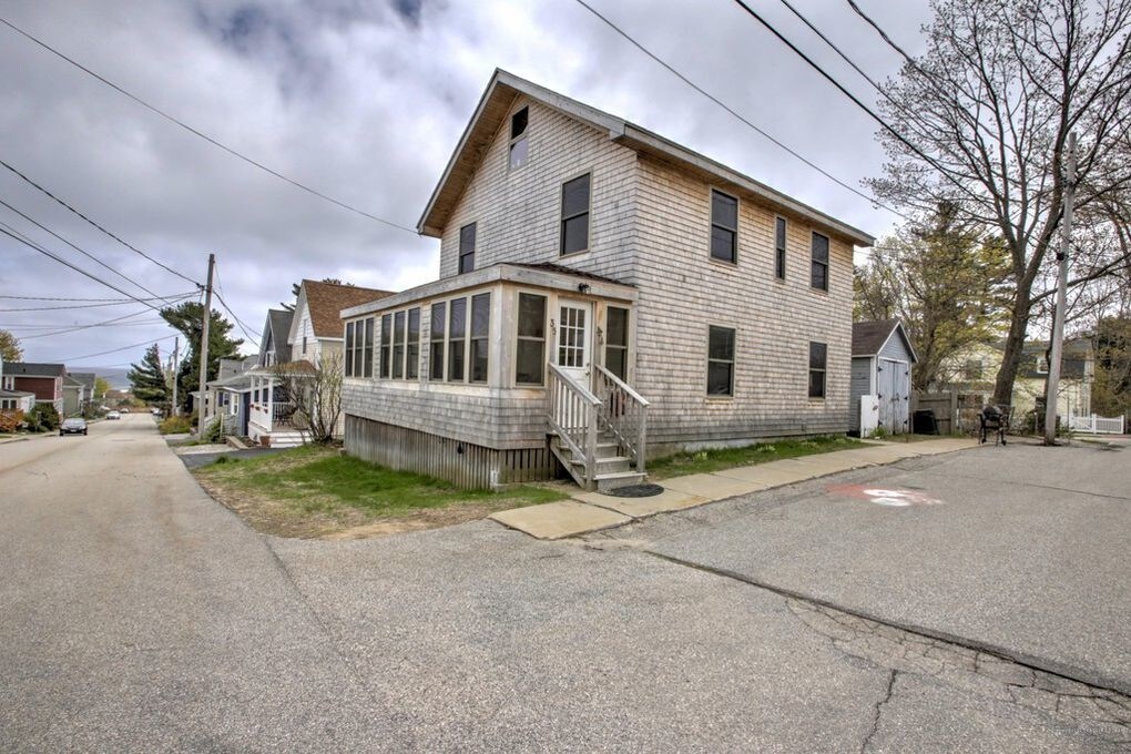Primary Photo - 35 Highland Ave