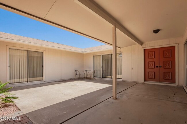 Foto del edificio - 10325 W Cameo Dr