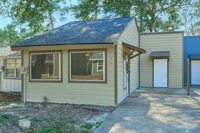 Building Photo - 30 Harbour Row Dr