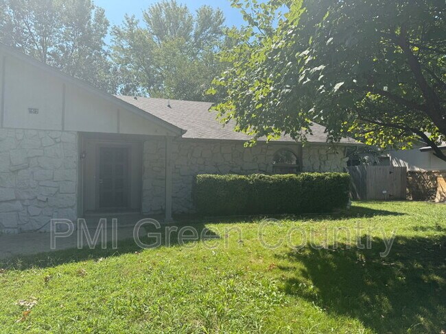 Foto del edificio - 2517 E Dallas St