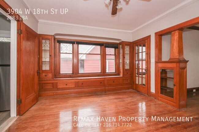 Foto del edificio - 3904 W 18th St UP, Cleveland -Spacious 2 b...