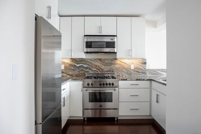 Building Photo - 151 Tremont St