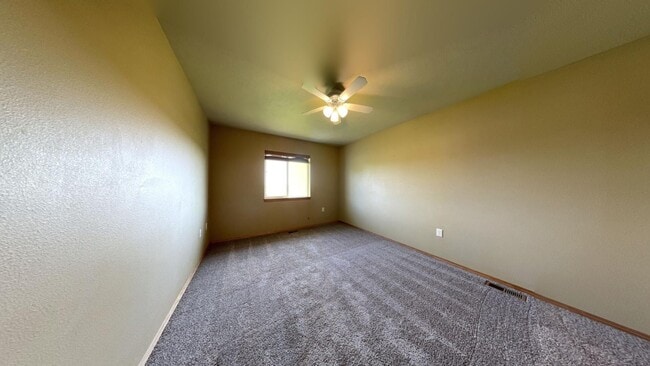 Building Photo - 3403 W 93rd St
