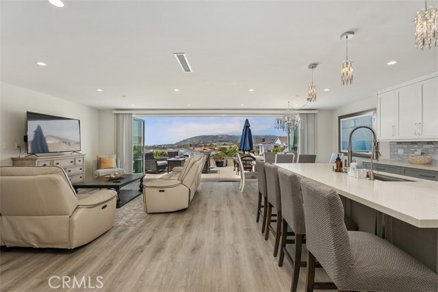 Foto del edificio - 24065 Windward Dr
