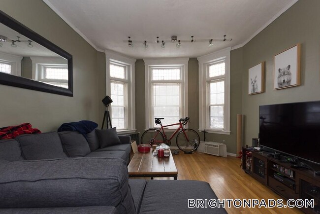 Foto del edificio - 1874 Commonwealth Ave