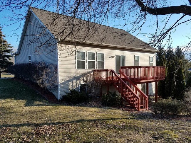 Building Photo - 6420 Ridgemont Dr SE