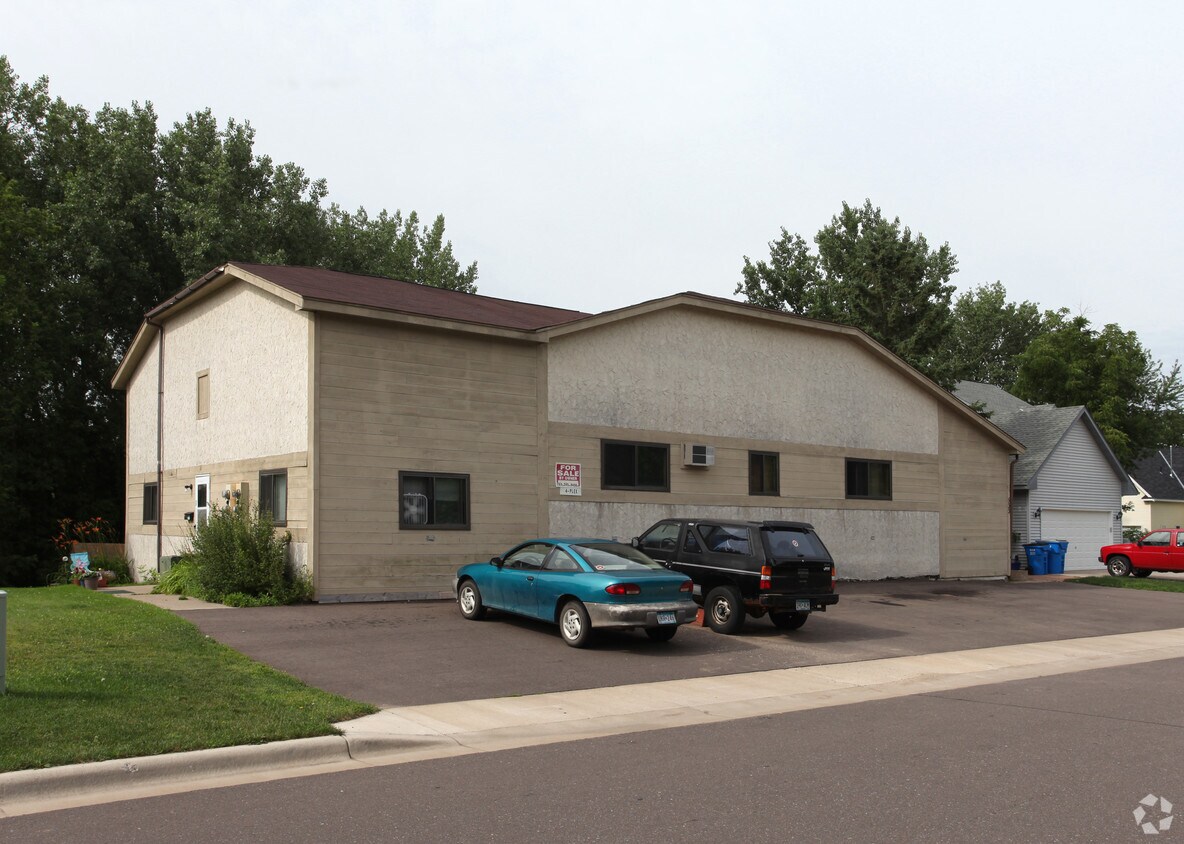 Primary Photo - 533 3rd Ave SW