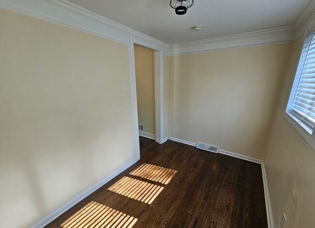 Foto del edificio - 276 Frasier St SE