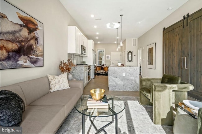 Building Photo - 1214 Madison St NW