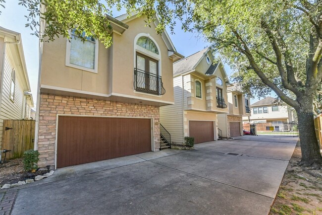 Foto del edificio - 340 Cage St