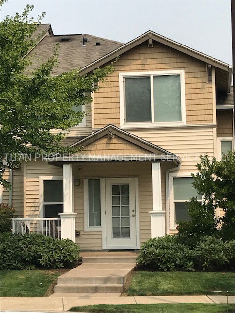 Foto principal - Beautiful Three Story Townhouse with Gas F...