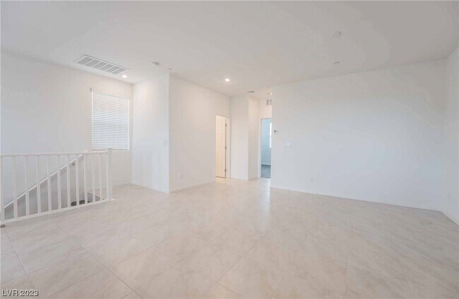 Foto del edificio - 623 Sedum Ave.