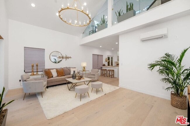 Foto del edificio - 157 Hart Ave