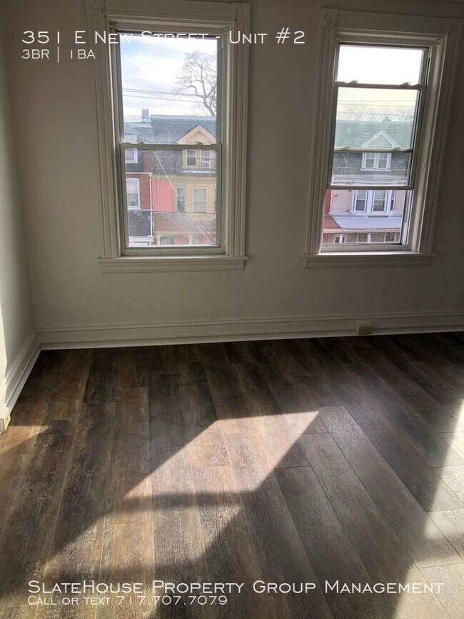 Building Photo - 351 E New St