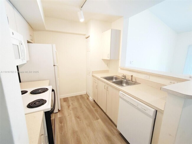 Foto del edificio - 711 SW 111th Way