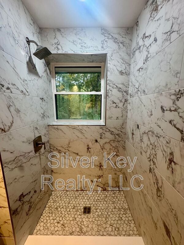 Foto del edificio - 2113 W Madison Ave