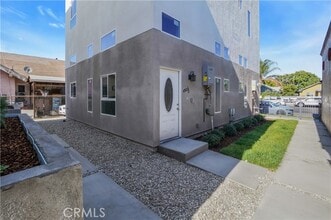 Building Photo - 4921 Normandie Ave