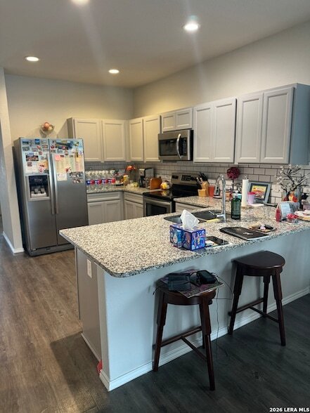 Foto del edificio - 9042 Halbert Falls