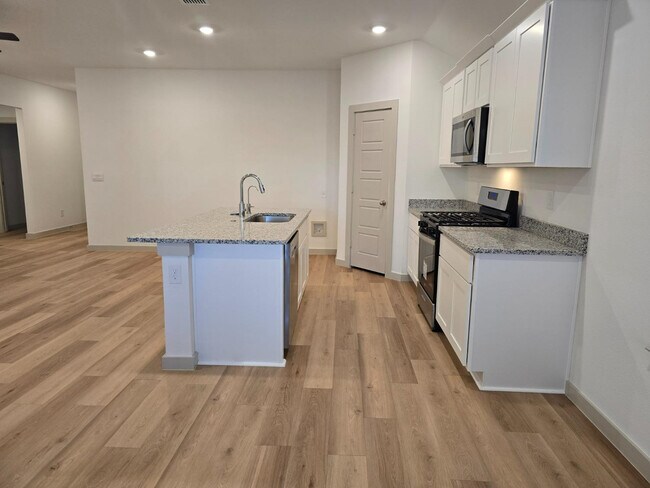 Building Photo - 7425 8th St