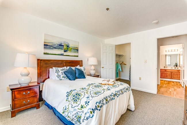 Foto del edificio - Fresno Senior Living