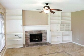 Building Photo - 3118 Rimrock Dr