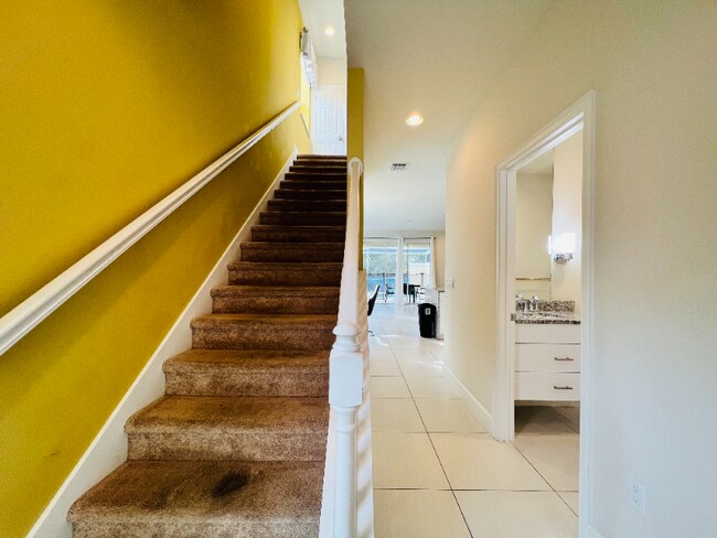 Foto del edificio - 1613 Tranquil Ave
